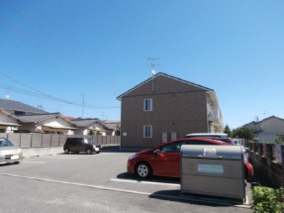 サンティーエ A棟