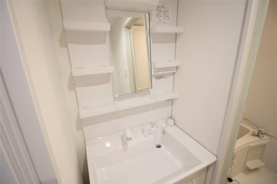 Wisteria(ウィステリア)