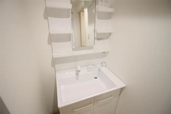 Wisteria(ウィステリア)