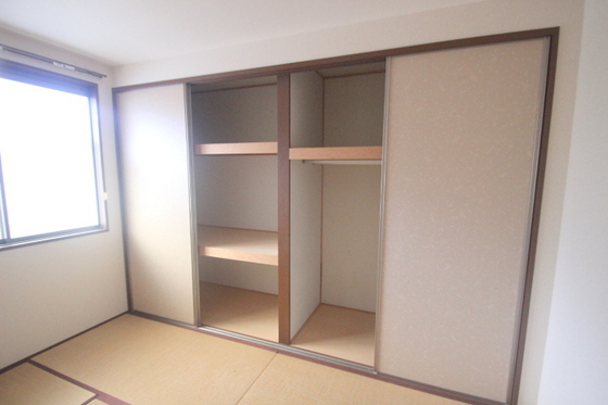 グリーンビレッジⅢ番館