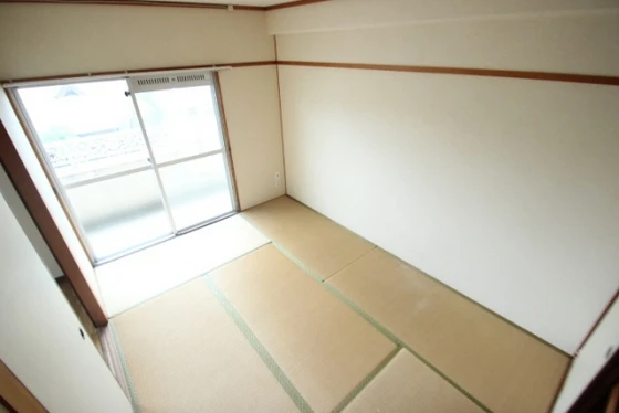 皆賀リバーサイドビル