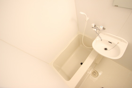 サニープレイス牛田新町