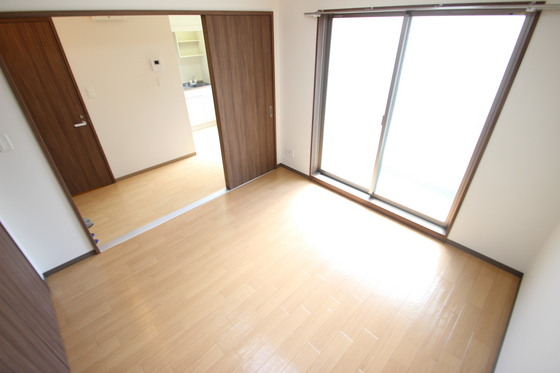 サニープレイス牛田新町