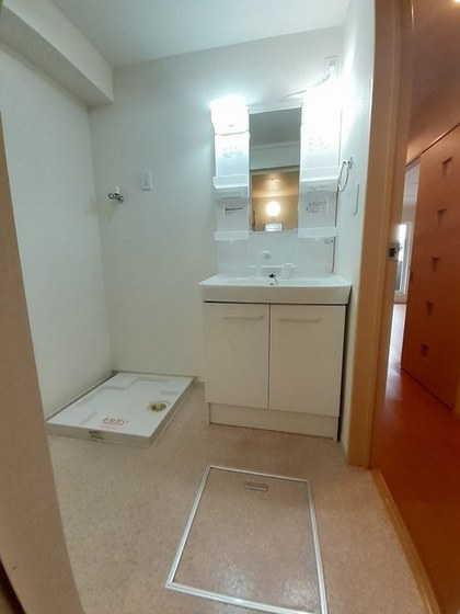 アンヴィーニュ