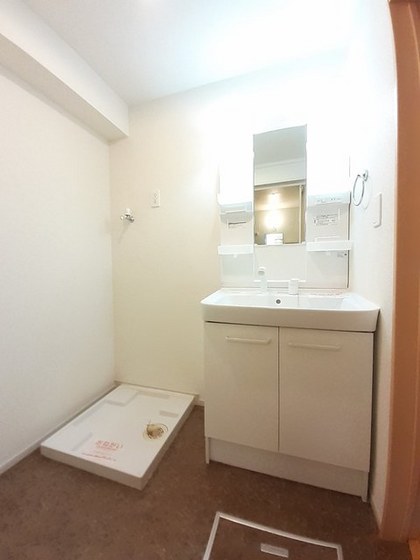 アンヴィーニュ