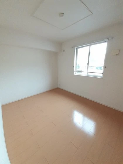 アンヴィーニュ