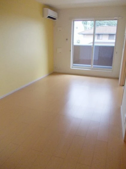 アンヴィーニュ