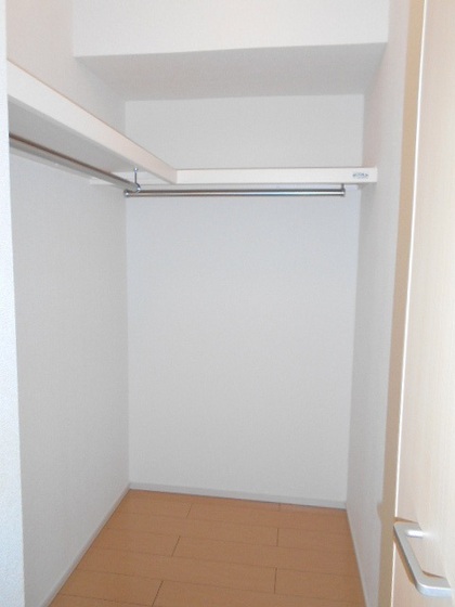 アンヴィーニュ