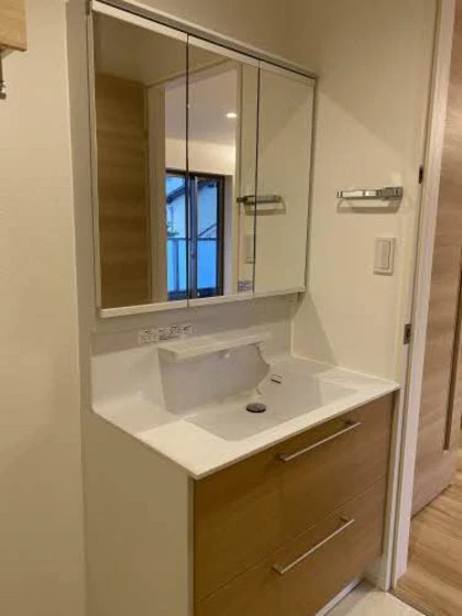 アズール庚午北