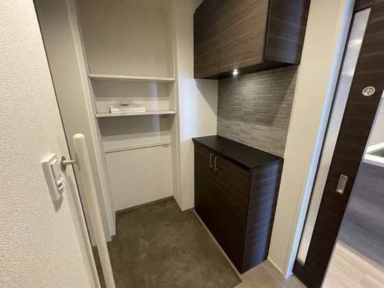 アズール庚午北