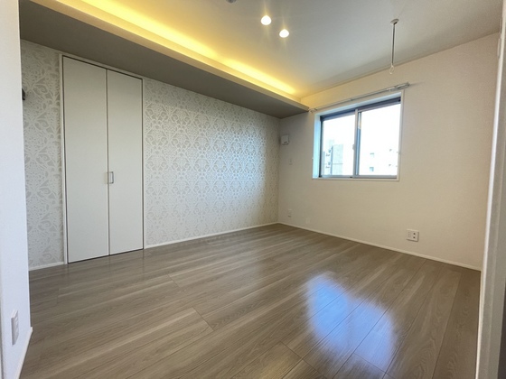 アズール庚午北