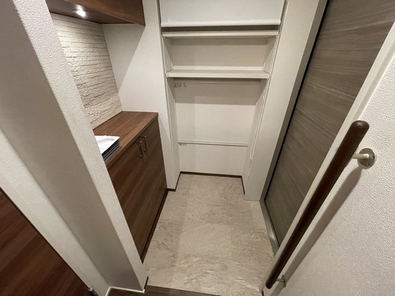 アズール庚午北