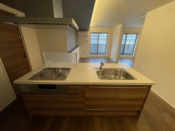 アズール庚午北