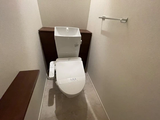 アズール庚午北