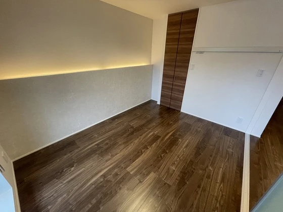 アズール庚午北