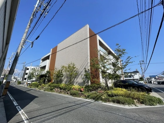 アズール庚午北