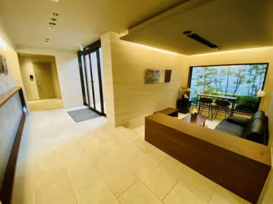 アズール庚午北