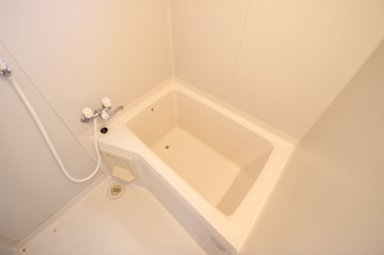 マナハイツ A棟