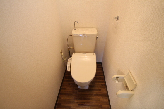 ファミーユサトウ B