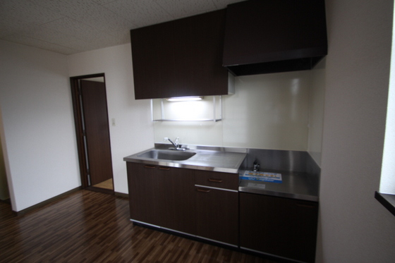 ファミーユサトウ B