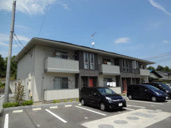 モダンコート鳴下 A棟