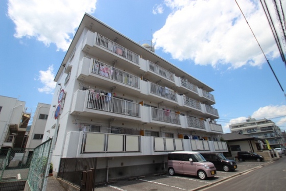 パールハイツ川西