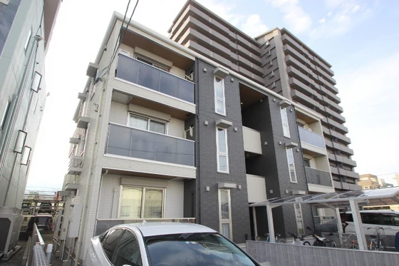 シャトルコート