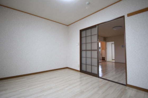 ロイヤルハイツ