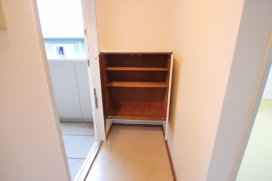 ロイヤルハイツ