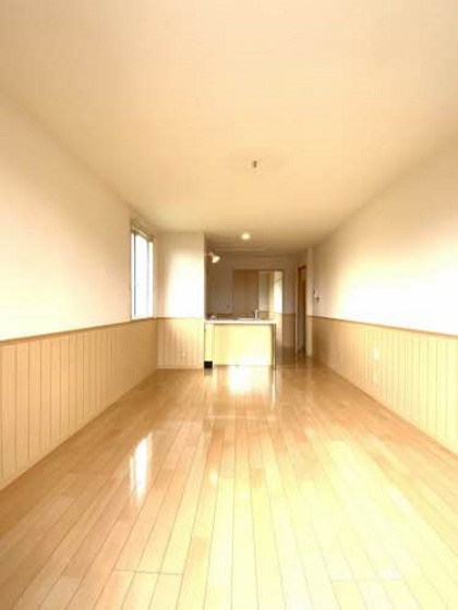 ラ・ヴィータ平井 弐番館