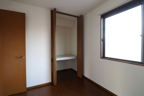 クリエカーサ B棟