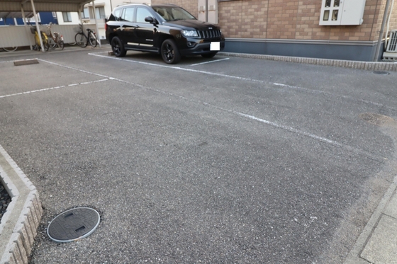 クリエカーサ B棟