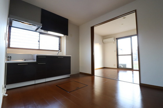 クリエカーサ B棟