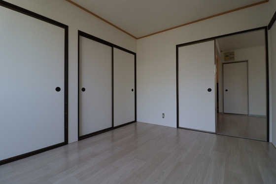 ハイツNINOWARI A棟