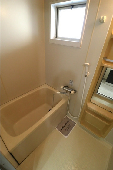 ハイツNINOWARI A棟