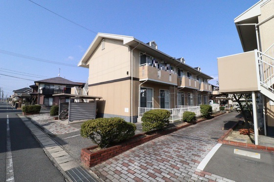 ハイツNINOWARI A棟