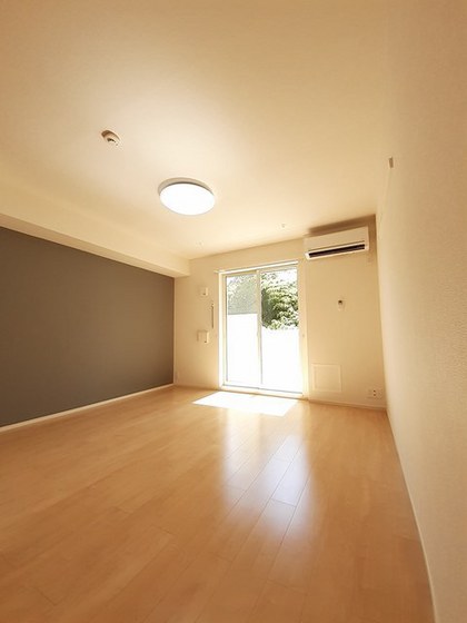 グランド・ルミエール湊