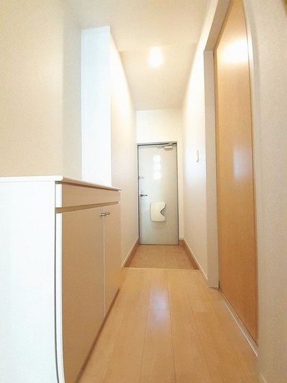 グランド・ルミエール湊