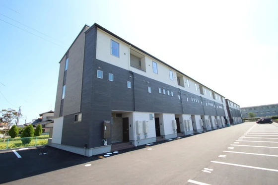 グランフルール庭瀬 B