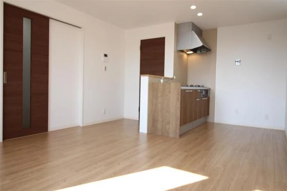 グランフルール庭瀬 B