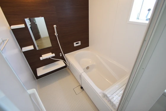 グランフルール庭瀬 B