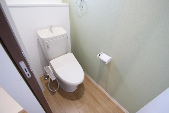 グランフルール庭瀬 B