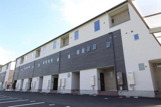 グランフルール庭瀬 B