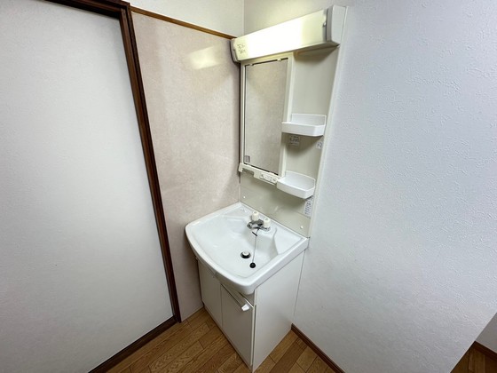 第一ラックビル