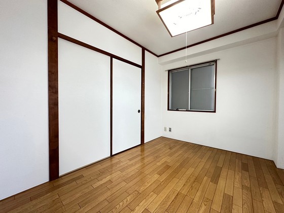 第一ラックビル