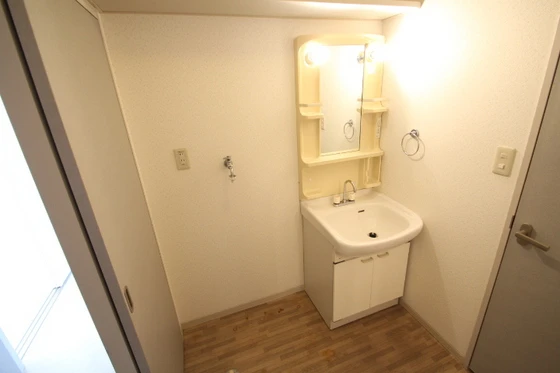 ラルジュ瀬戸C棟