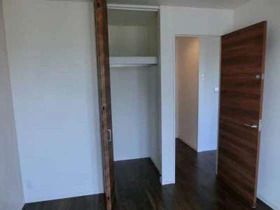 サリアンコート川田