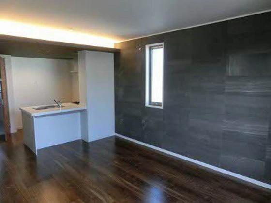 サリアンコート川田