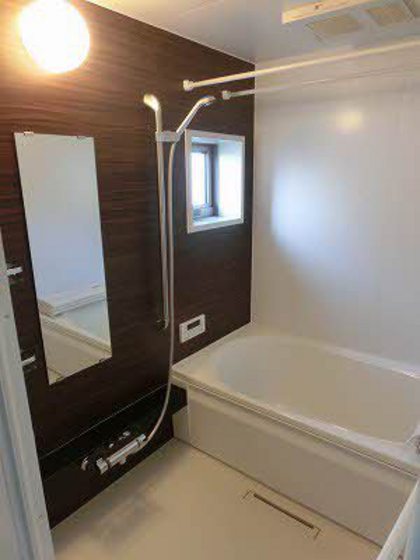 サリアンコート川田