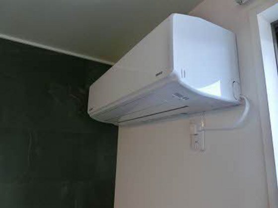 サリアンコート川田